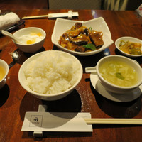 パンダ レストラン - 揚げ豆腐と豚肉の辛子煮　※週替わりのランチメニュー