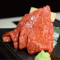 牛の達人　Private 西新宿店 - 盛り合わせ盛り（正式名失念…）@3,800円＋税：肩三角