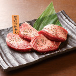 梅田酒場　情熱ホルモン - 