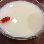 刀削麺・火鍋・西安料理 XI’AN - ハーフセット 杏仁豆腐