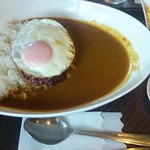 スマイルカフェ - ハンバーグカレー(税込690円)(2017.4)