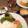 シャンディ ニヴァース カフェ