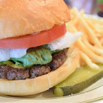 BASHI BURGER CHANCE - チーズバーガー@税込1,130円：カメラ寄り