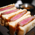 SATOブリアン - 名物その２・ブリカツサンド