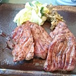 牛たんと和牛焼き青葉 - 