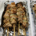 ジャンボ やき鳥 つかさ - 鳥串3本300円