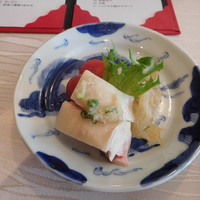 香桃 - 前菜(トマトの冷菜、蒸鶏、クラゲの冷菜)