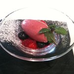 リストランテ　カステリーナ - Aちゃん　ベリーシャーベット