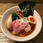 特製醤油らあめん（990円）