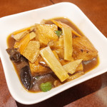 苓々菜館 - 揚げ豆腐と野菜のピリ辛煮(Mサイズ840円)