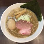 麺屋りゅう - 背脂煮干しそば（鯵・烏賊煮干しMIX） + 味玉