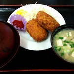 ひらお食堂 - 料理写真:コロッケ定食 \600