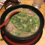 豚旨 うま屋 ラーメン - 