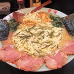 壱発ラーメン - めかとろラーメン(中盛)