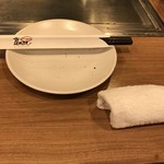 Hiroshima Okonomiyaki Teppanyaki Kurahashi - セッティング