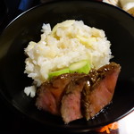 瓢亭 - 筍ご飯にローストビーフ