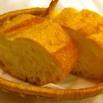 レストランカノウ - パン（バターは付かない）