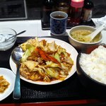 海山幸 - 回鍋肉定食　\580－也