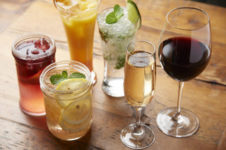 Babizu - オリジナルカクテルやオーガニックワインも多数用意。