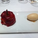 レストランひらまつ - 紅玉りんごのローストカルヴァドスのシャーベットを添えて