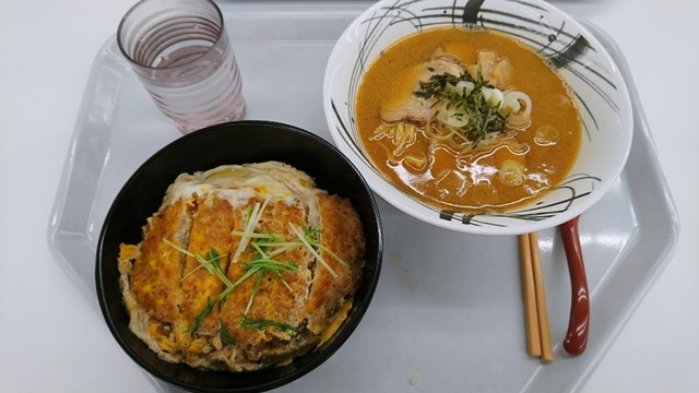 常葉大学 静岡キャンパス水落校舎 日吉町 学生食堂 食べログ