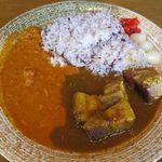 カレーカフェテリア ソガ - チキンカレー、ポークカレー、十五穀米(2017/04/14撮影)