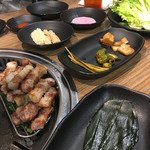 ヨプの王豚塩焼 熟成肉専門店 - 