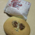 山上菓子店 - 料理写真:流鏑馬饅頭