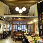 South St. Delight - 店内