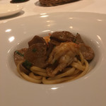 カーサ・デル・チーボ - 自家製バヴェッテ 愛知県産 天然 赤座海老とポルチーニ茸