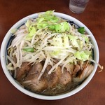 ラーメン二郎 - ラーメン小を上から