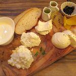 CHEESE CRAFT WORKS & GRILL - 
