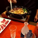 わらび野 - 店主様がすき焼きしてくれます