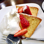 Bistroフルフル - いちごのシフォンケーキ