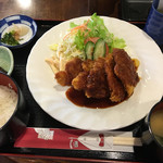 茶店　姫谷 - ヒレカツ定食 880円