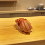 鮨 あらい - （2017年4月）赤貝