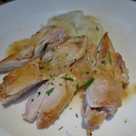 コンフル - （2017/2月）「鶏もも肉のポアレ　ハチミツと白ワインヴィネガーのソース」