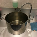 麺屋 義 - 洗面台がラーメン鍋！