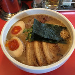 吉田製麺店 - 魚介特製豚骨ラーメン(中盛)