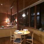 ビブレ - 夜のレストラン