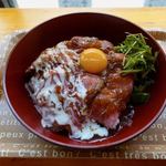 鬼ビーフ - 料理写真:ビーフ丼(チラシ持参で大盛り無料) 880円