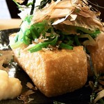 居酒屋 しあん - とても滑らかな絹越し豆腐をカリッと揚げて、ネギ山盛り♪