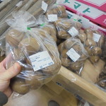 農産物直売所 こだま館 - この時期にやや固いキウイが！すげい！