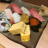鮨丸 - 牡丹にぎり