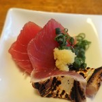 蕎麦ひら井 - 初鰹刺身とたたきの盛り合わせ