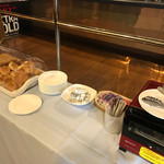 スマイルホテル - パンもあるよ♪