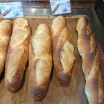 グレン・ドール - バゲットとバタール     各２０６円