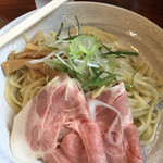 ぼたん - 濃厚強気つけ麺850円の麺