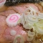ラーメン巌哲 - 薄口中華そば 肉増し
