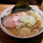 ラーメン巌哲 - 薄口中華そば 肉増し